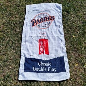 VTG San Diego Padres Coca Cola 1991 Stadium Giveaway Beach Towel 28 x 58 GUC